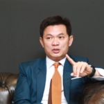 SuchatveeSuwansawat