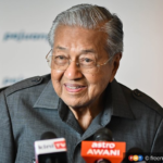 Mahathir got RM2.6 million, says Zahid's corruption trial witness