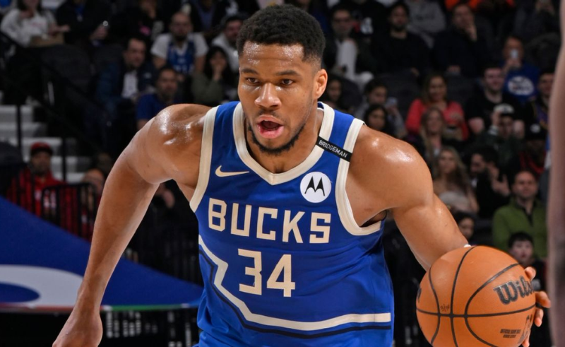 giannis antetokounmpo makes nba history with 35 17 20 statistical performance