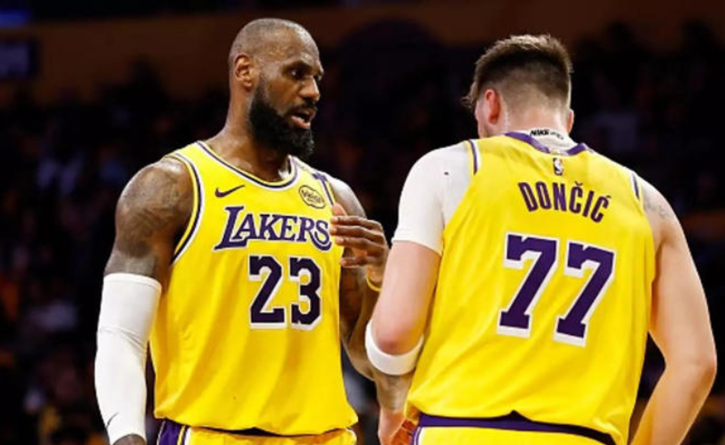 lakers eyeing kristaps porzingis as potential big 3 addition with lebron and doncic