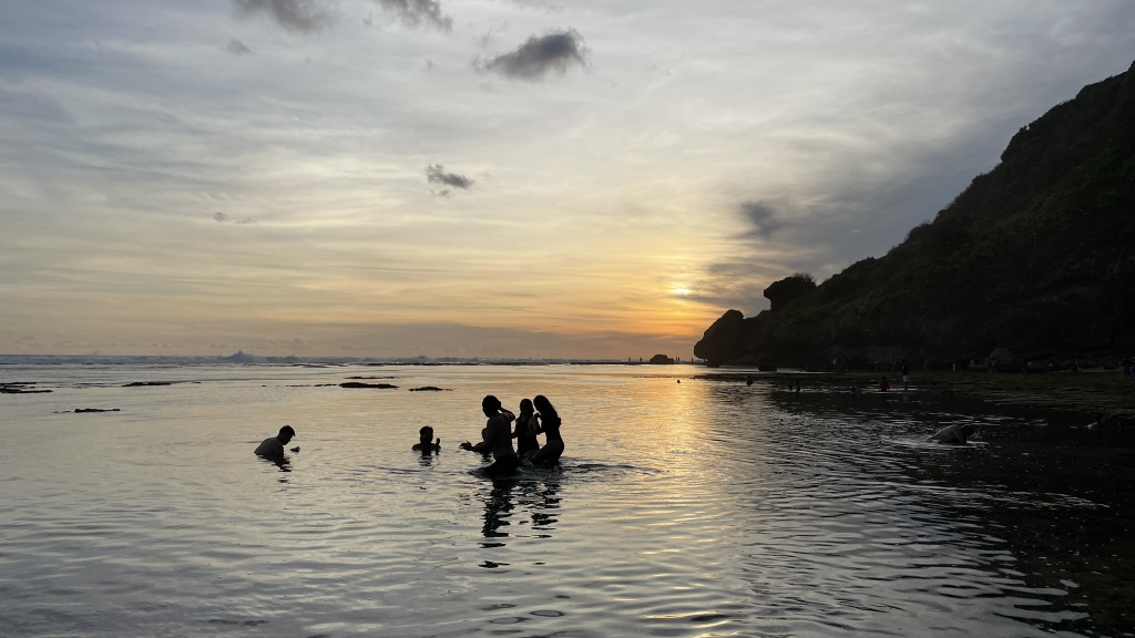 Nyang Nyang Beach