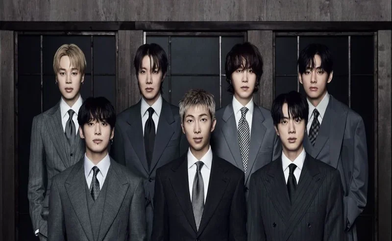 billboard fan army face off