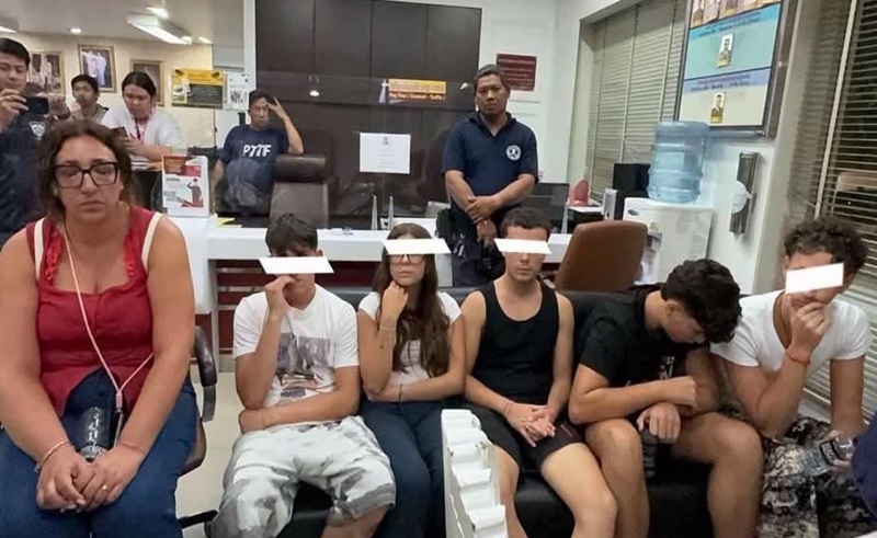 italian students bts skytrain drama
