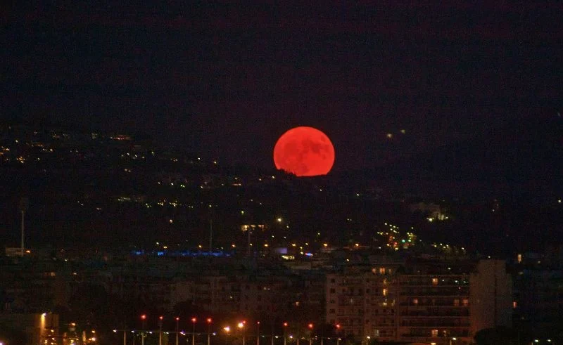 August 2026 lunar eclipse