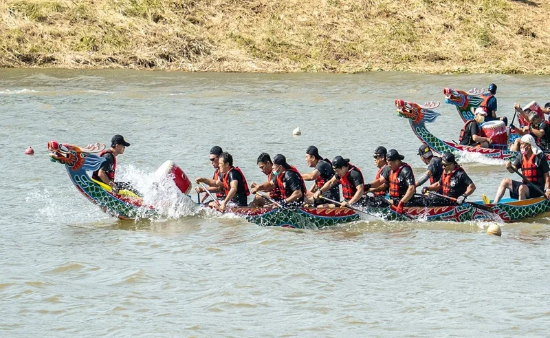 tawthalin regatta