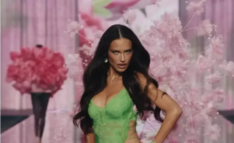 Adriana Lima 2026 Comeback