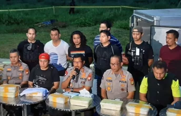 Bring 288 kg Sabu, Three Suspected Drug Traffickers Dead After Shootout With Police