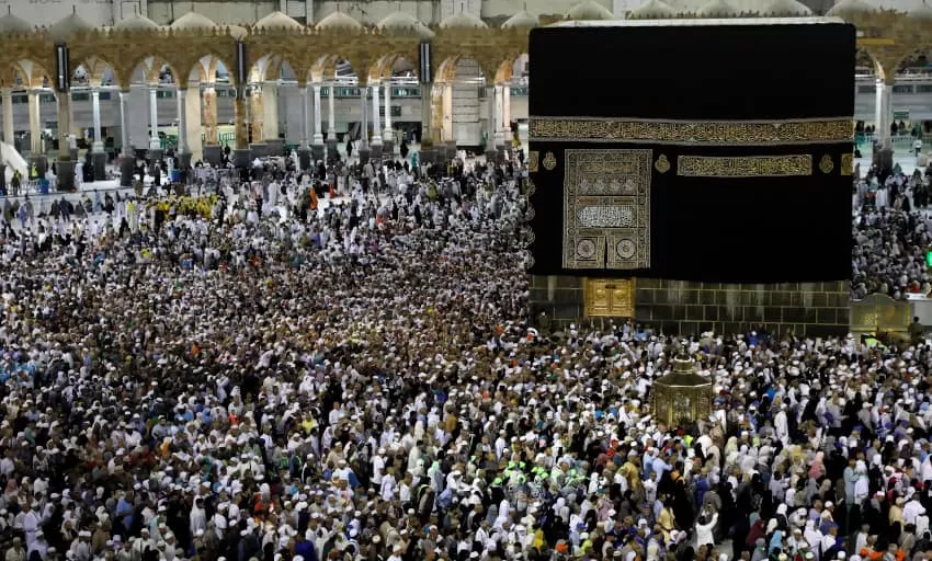 Coronavirus precaution, Saudi Arabia Temporarily Stops the Arrival of Umrah Pilgrims. They get refund?