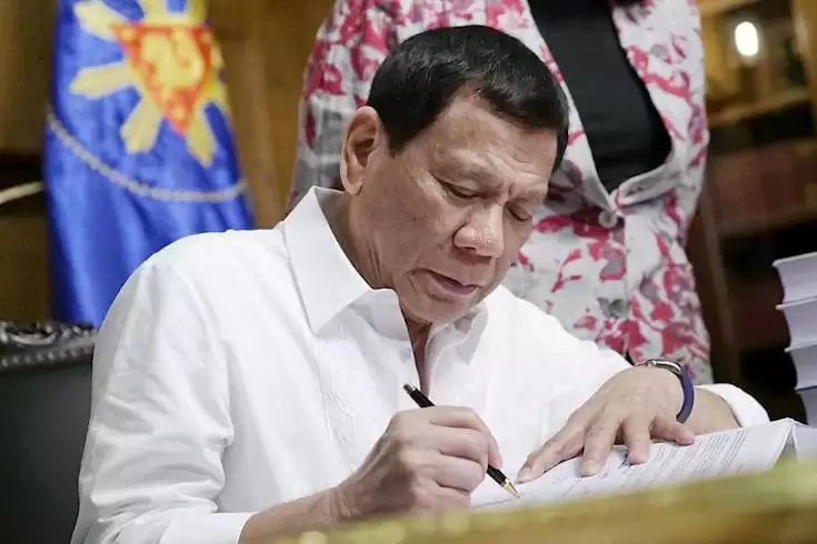 Duterte signs EO on price cap for drugs