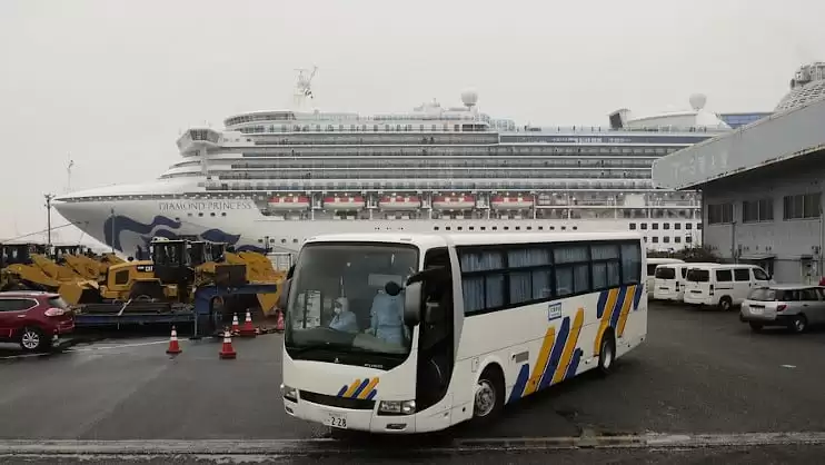 US evacuates from Japan virus ship
