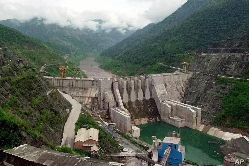 Northeastern people fears over new Mekong dam