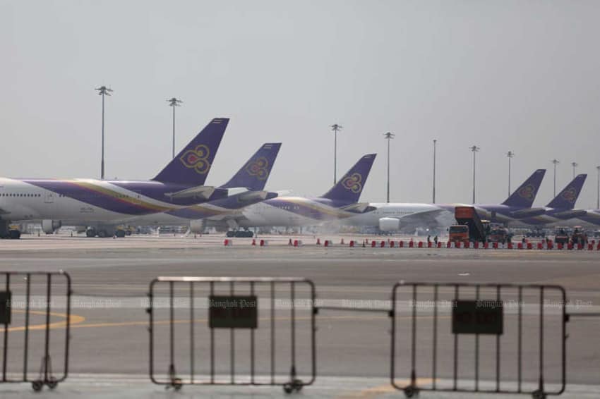 Bangkok Airways cuts loss