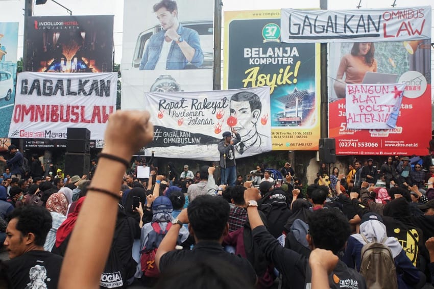 Voice #GejayanMemanggil, Student-Labor Reject Omnibus Law