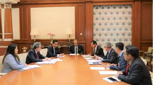 PM Muhyiddin meets high-ranking Miti officials