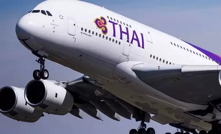 Travel agents and airlines in refund dispute