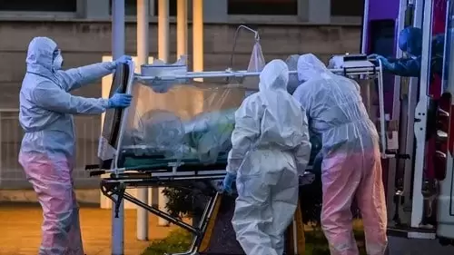 Italy death toll surpasses China