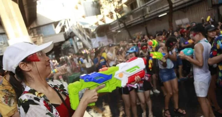 Songkran parties slows due to virus spread