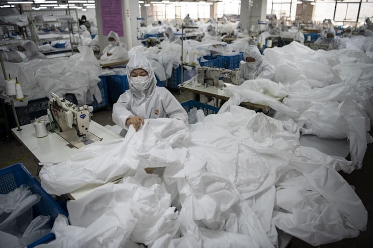 Virus death toll tops 3,000