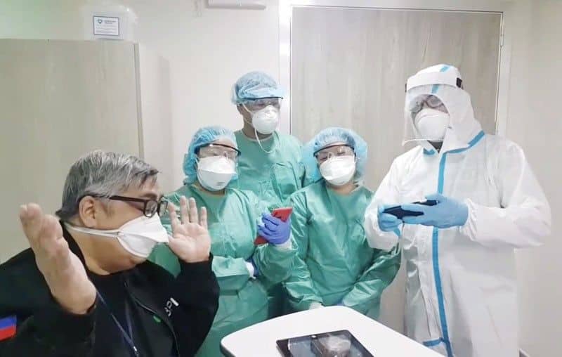 “Frontliners Harmonize the Patient’s Recovery with a Song”