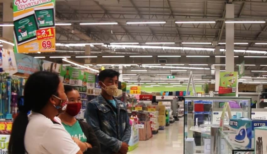 Northern Thailand allows to open store amid Covid19