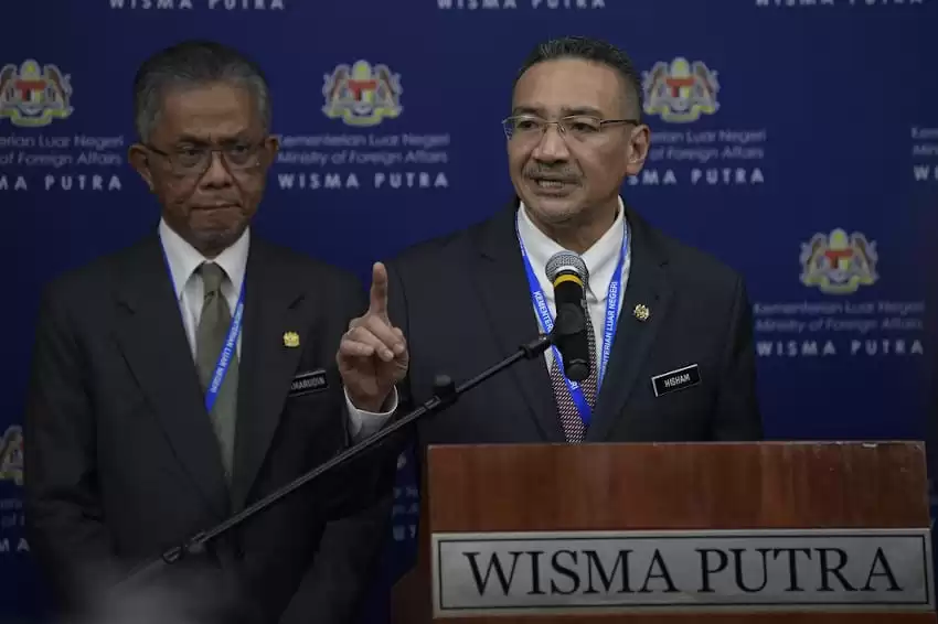 Hishammuddin thanks UAE for medical equipment support