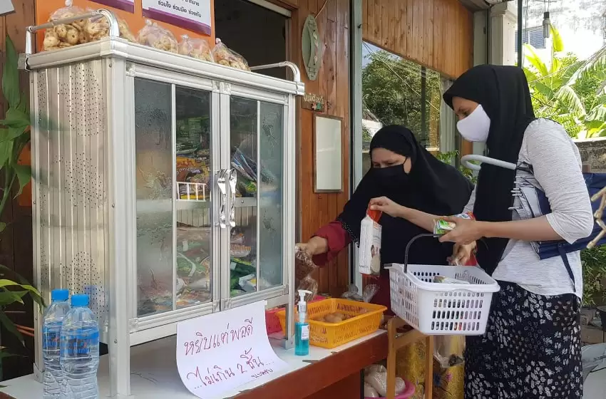 Community pantries” continue to rise in Thailand to donate food