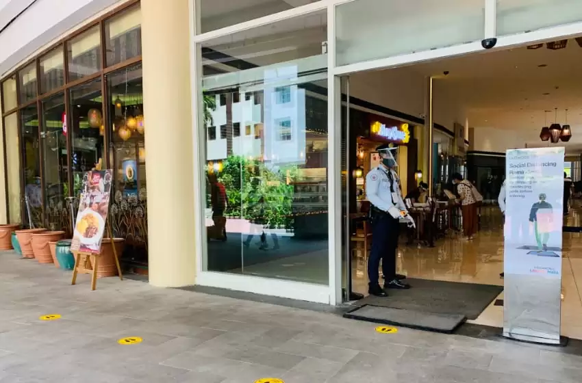 As some non-leisure shops are now allowed to reopen in Manila