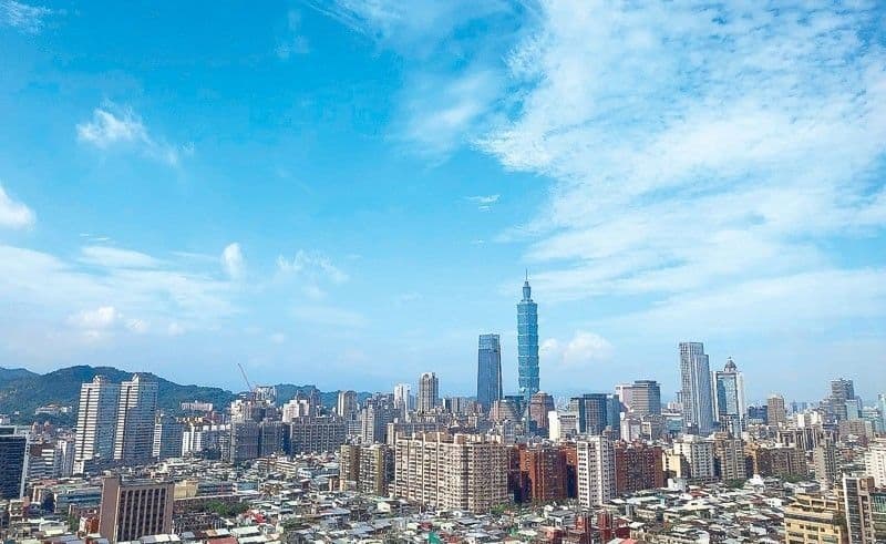 Roque stands Taiwan is part of China