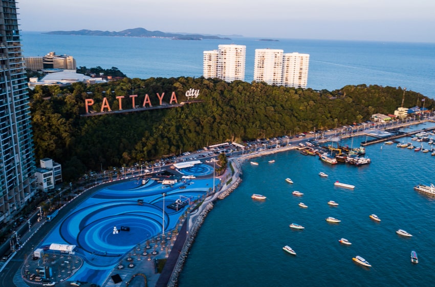 Pattaya City to Reopen Beaches to Tourists as Lockdown Eases