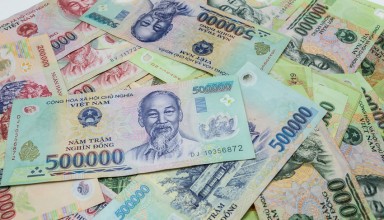 Vietname money Dong value weakens