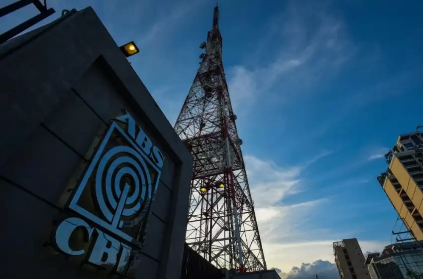 ABS-CBN violates constitution, franchise law