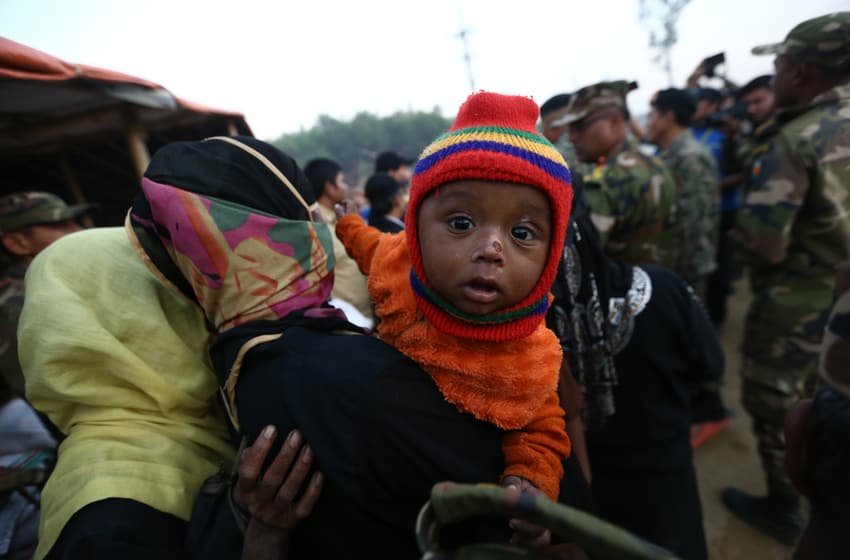 Indonesia urges ASEAN to protect Rohingya refugees