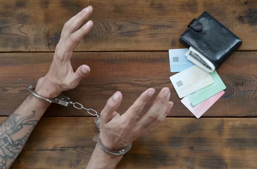 Indian Man Busted for Using Fake Credit Cards in Northern Thailand