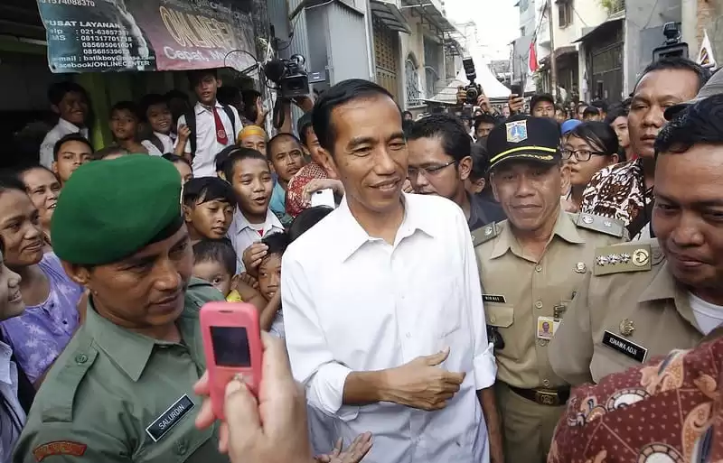 Jokowi revises regulation of Pre-employment Card Program, not qualified participants must return incentive funds