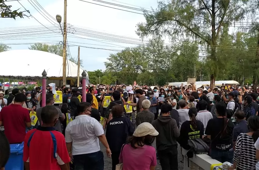 Freedom To Speak Their Rights, Phuket is Saturated with Rally against the Government