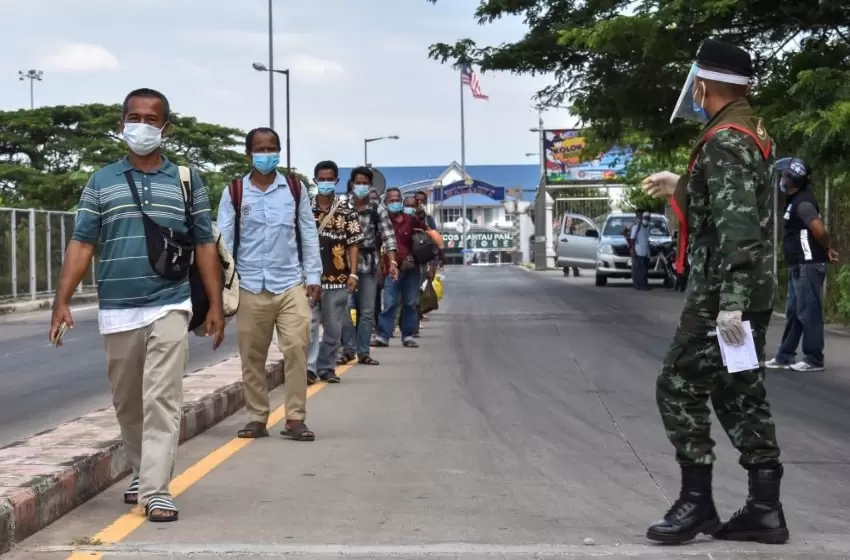 Sabri: Borders to remain close for foreigners looking to work here
