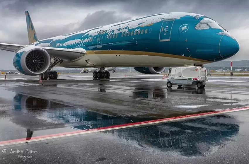 Vietnam resuming back international flights
