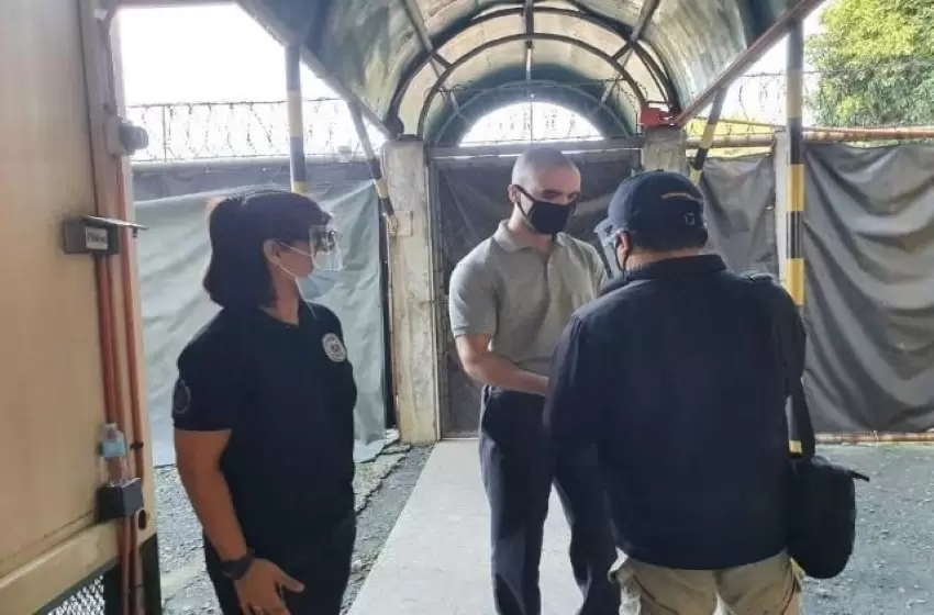 Pemberton leaves the Philippines