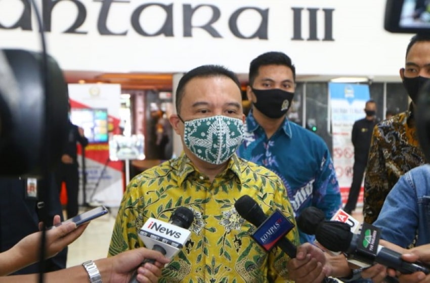 Amidst Pandemic, Ministry of Home Affairs Asks KPU to Remove Concert Permits From Election Regulations