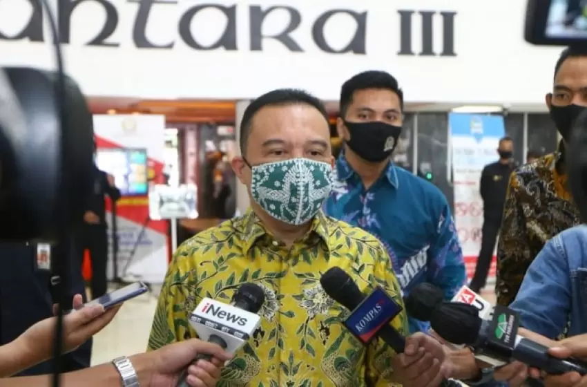 Amidst Pandemic, Ministry of Home Affairs Asks KPU to Remove Concert Permits From Election Regulations