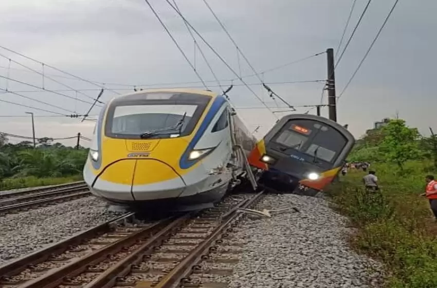 One passenger injured as ETS, Komuter trains collide