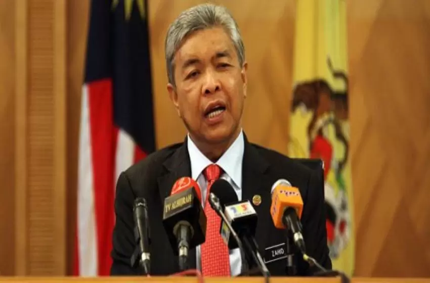 Zahid calls for a “political ceasefire”