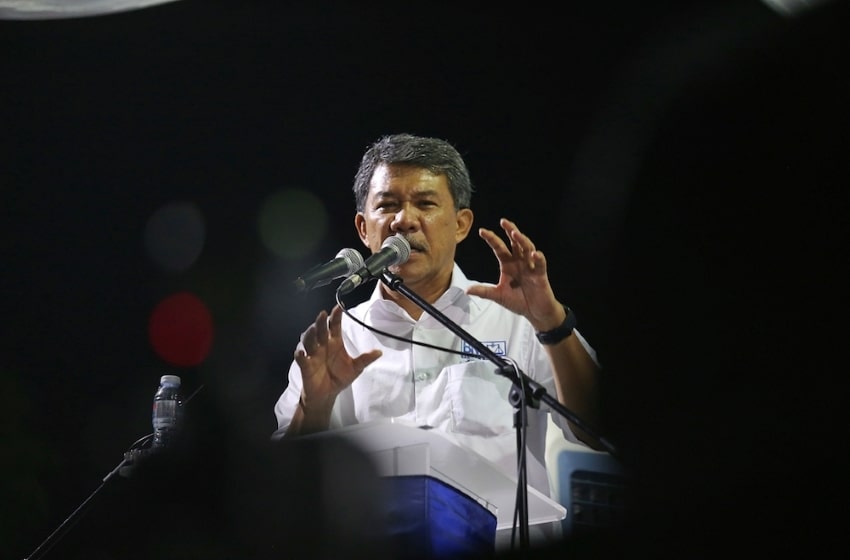‘Step up and lead UMNO’, Tok Mat tells Zahid