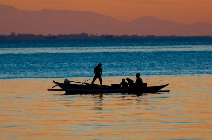 Filipino fishermen