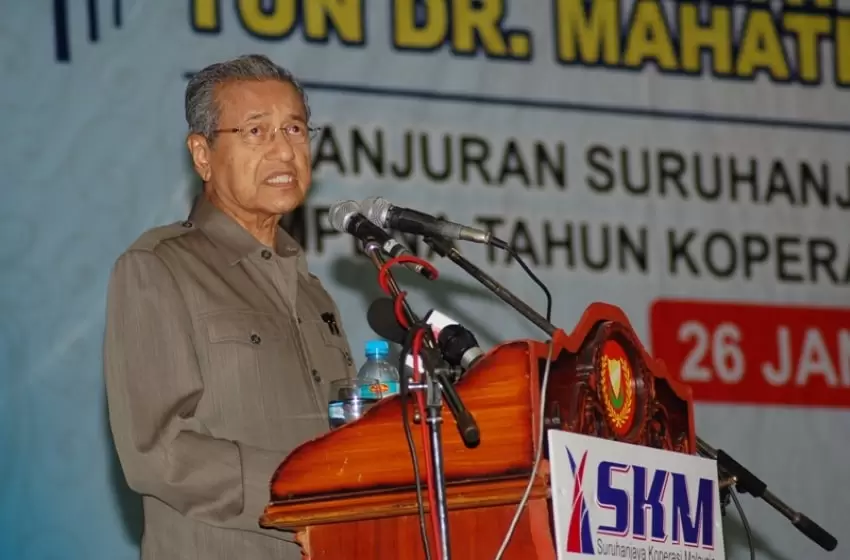Dr. Mahathir urged government to respect King’s decision and stop politicking