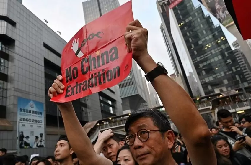 Hongkong Lawmakers: A Resignation that Brought to a New Challenge