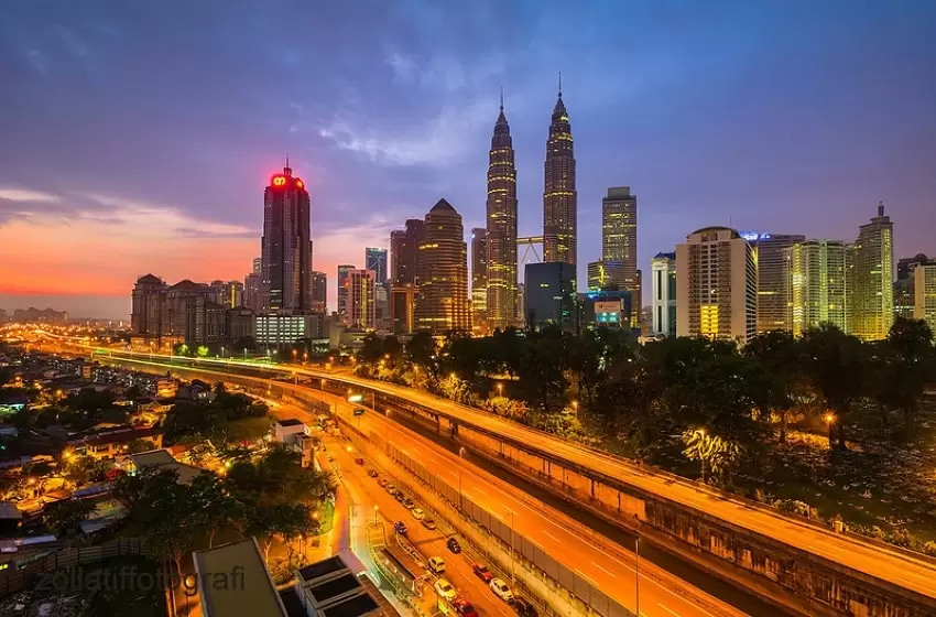 Containing Covid-19 should remain the top priority for Malaysia, the World Bank says