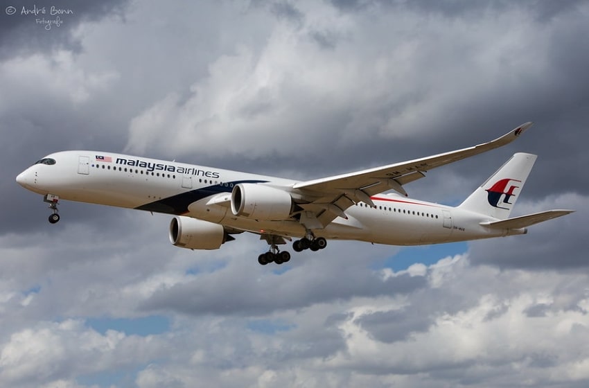 Unfinalized decision to close the parent company of Malaysia Airlines, says Tengku Zafrulul