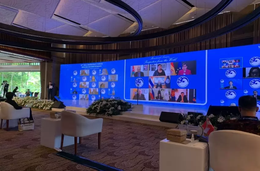 The Democracy Forum that Alleviate the Challenge Over Pandemic