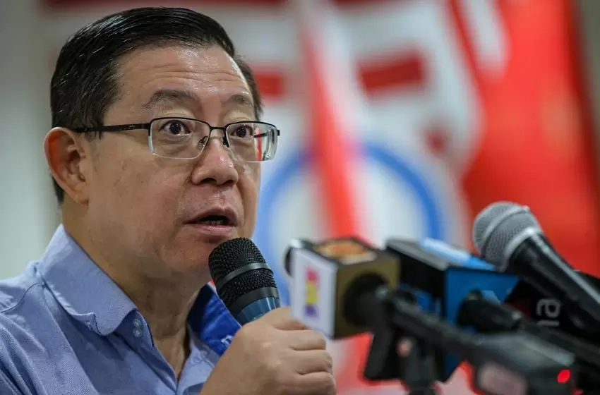 If the Perikatan government manages to bury its head in the sand, expect further credit rating downgrades, says the former finance minister